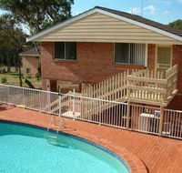 Canberra Cres 2E Burrill Lake Upstairs Apartment - Accommodation Australia