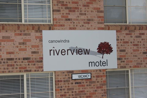 Canowindra Riverview Motel - Australia Shopping 3