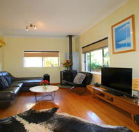 Cape Cod Beach House 25 Skyline Crescent - Accommodation Australia
