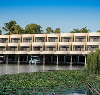 Capri Waters Country Club - Accommodation Australia