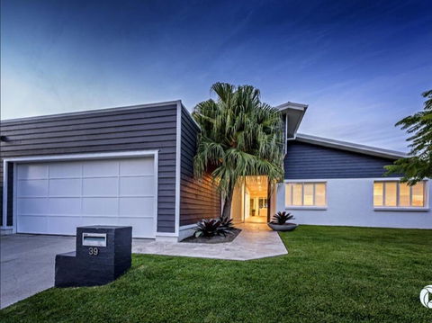 Casa Royale - Accommodation Australia 3