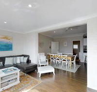Casa Sorella - beachfront family home - Local Tourism