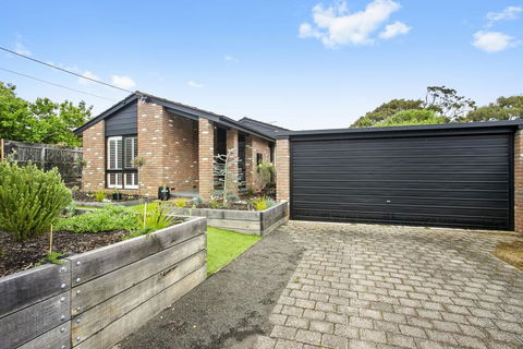 CASTAWAY - Local Tourism 3