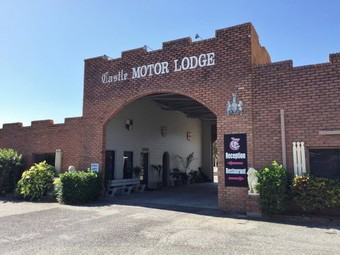Castle Motor Lodge - Accommodation Australia 0