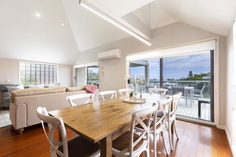 Casual Hamptons Living, Sunshine Beach - Accommodation Australia 2