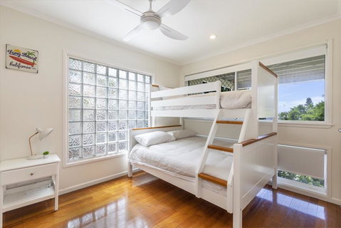 Casual Hamptons Living, Sunshine Beach - Accommodation Australia 1