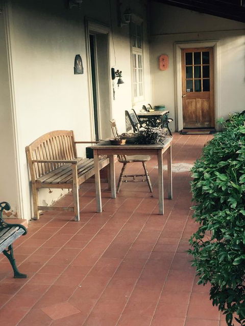 Catania Cottage & Farmhouse - Accommodation Australia 3