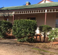 Catania Cottage  Farmhouse - Accommodation Australia
