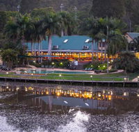 Cedar Lake Country Resort - Australia Shopping