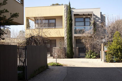 Central Shepparton Apartments - Accommodation Australia 0