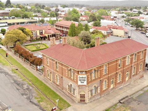 Central Springs Inn - Accommodation Australia 0