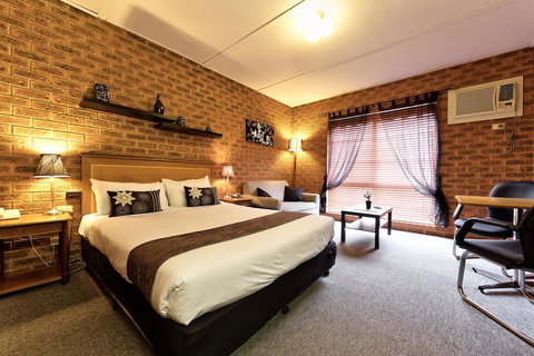 Central Yarrawonga Motor Inn - Local Tourism 0