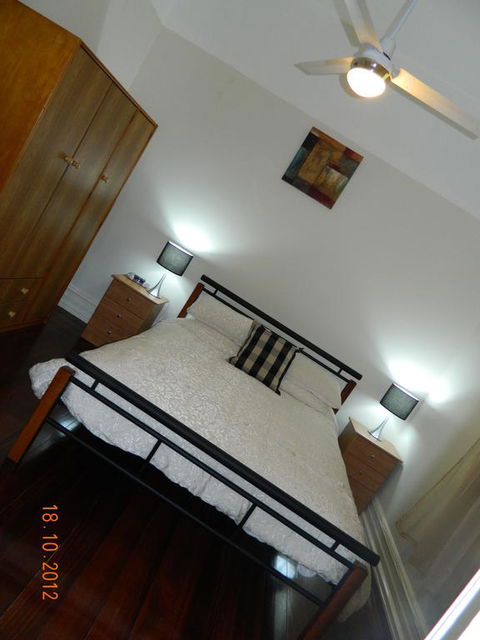 Champion Bay Apartments - Accommodation Australia 3