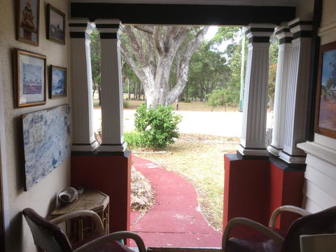 Character 1940s Property - Accommodation Australia 3