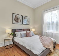 Character Home - Easy Tram to City - Australia Shopping