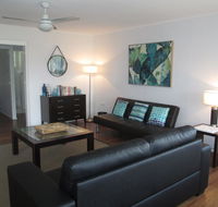 Charming Beach House - Local Tourism
