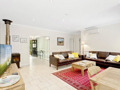 Cherry Walk Cottage - Accommodation Australia 2