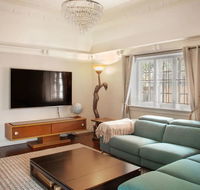 Chic 2 Bedroom Ground Floor Apartment In Trendy New Farm - Australia Shopping