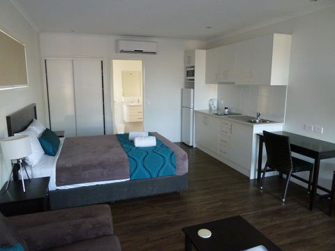 Chinchilla Tourist Park - Accommodation Australia 0