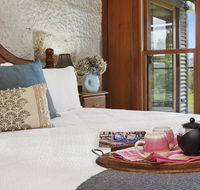 CHRISTOPHERS COTTAGE - Accommodation Australia