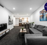 CITY APARTMENT and FREE CITY TOUR BUS NEARBY - Australia Shopping