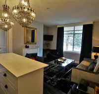 City Life Apartment-full kitchen  separate bedroom - Australia Shopping