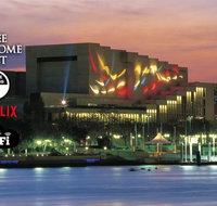 City Sunsets  South Bank  CBD Views Pool Netflix - Accommodation Australia