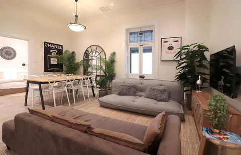 CITYSCAPE Davcorp Executive Rentals - Free Wifi Wine Netflix In Nth Adelaide - Accommodation Australia 1