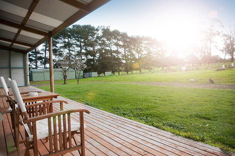 Clarendon Chalets - Accommodation Australia 2