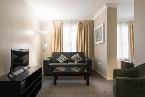 Clarendon Hotel - Local Tourism 3