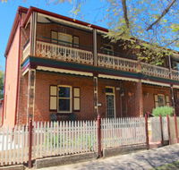 Classic Old Style House - Accommodation Australia