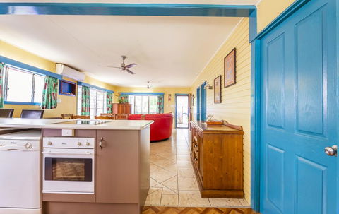Clifton Beach House - Accommodation Australia 2