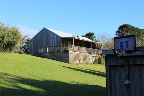 Clifton Beach Lodge - Accommodation Australia 0