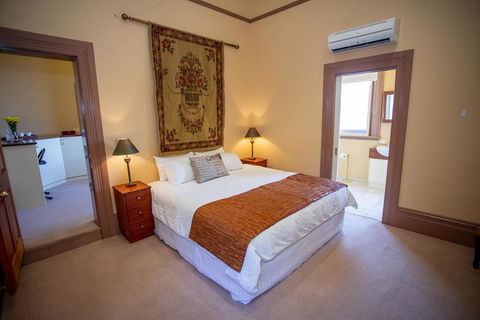 Clocktower Suites - Local Tourism 1