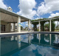 Coachmans Inn Warwick - Australia Shopping