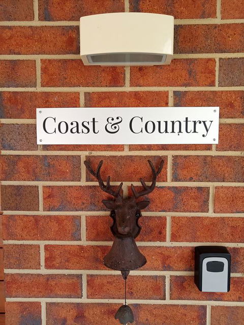 Coast & Country - Accommodation Australia 3