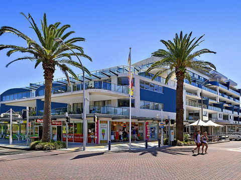Coast Apartment 26 - Australia Shopping 2