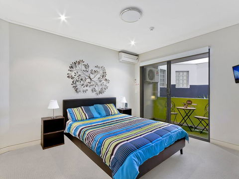 Coast Luxury Apartment 3 - Australia Shopping 2