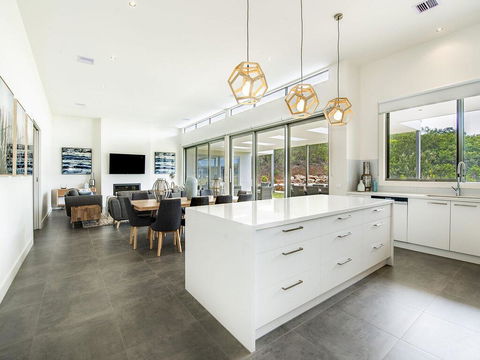 Coastal Chic - Australia Shopping 3