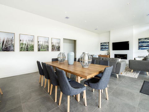 Coastal Chic - Australia Shopping 1