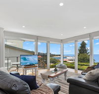 COASTAL HAVEN - panoramic ocean views - Accommodation Australia