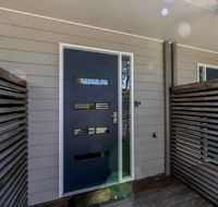 COASTAL SOUL VILLA  BROADBEACH - Accommodation Australia