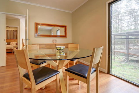 Cockatoo Hideaway - Accommodation Australia 0