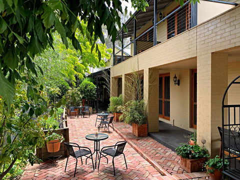 CocknBull Boutique Hotel Echuca - Local Tourism 1