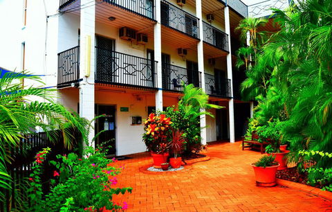 Coconut Grove Holiday Apartments - Accommodation Australia 1