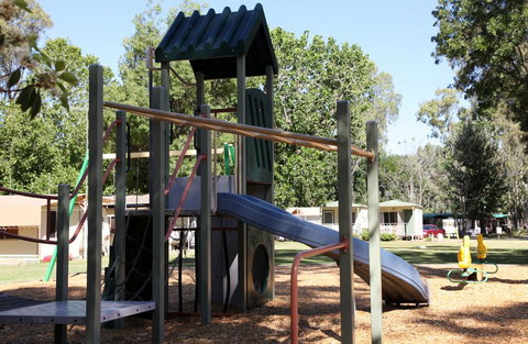 Cohuna Waterfront Holiday Park - Accommodation Australia 1