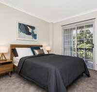 Colin Street Apartment - Accommodation Australia