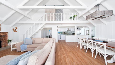 Combined Kingsley Beach House - Accommodation Australia 2