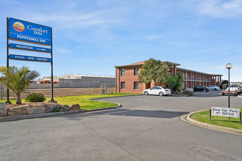Comfort Inn Peppermill - Accommodation Australia 0