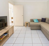 Comfy and Cosy ground floor unit - Local Tourism